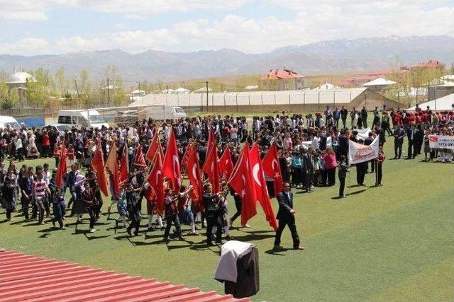 Başkale’de 19 Mayıs Coşkusu