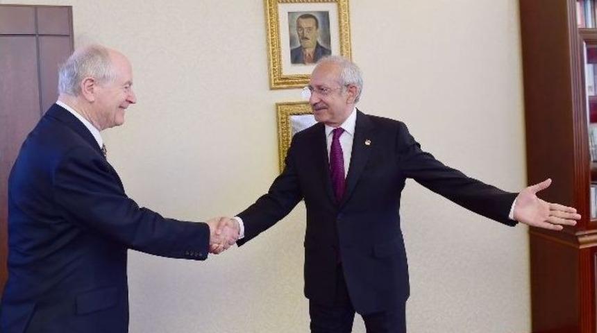Agit Se&ccedil;im G&ouml;zlem Heyeti &Uuml;yelerinden Kılı&ccedil;daroğlu&rsquo;na Ziyaret