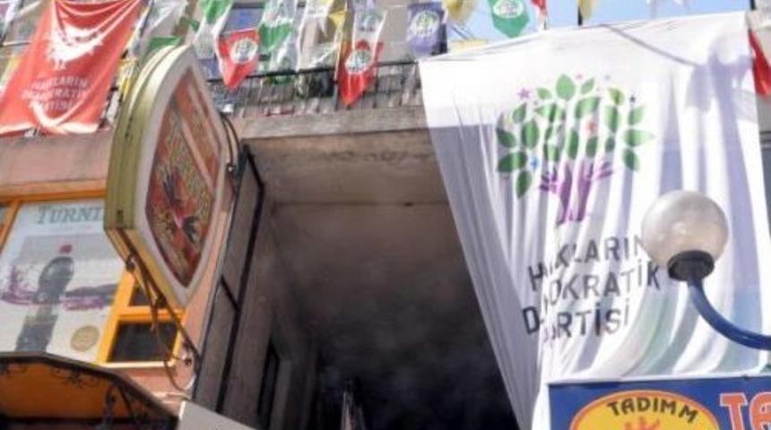 Mersin Valisi: En Kısa Zamanda Olayın Failleri Ortaya &Ccedil;ıkarılacak (2)