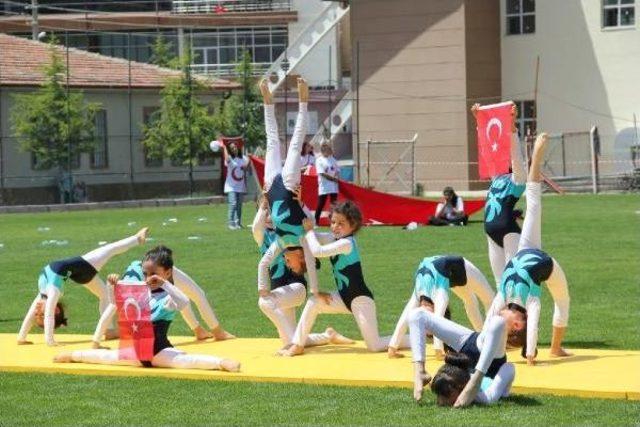 Nevşehir’De Gençlik Bayramı Coşkuyla Kutlandı 1