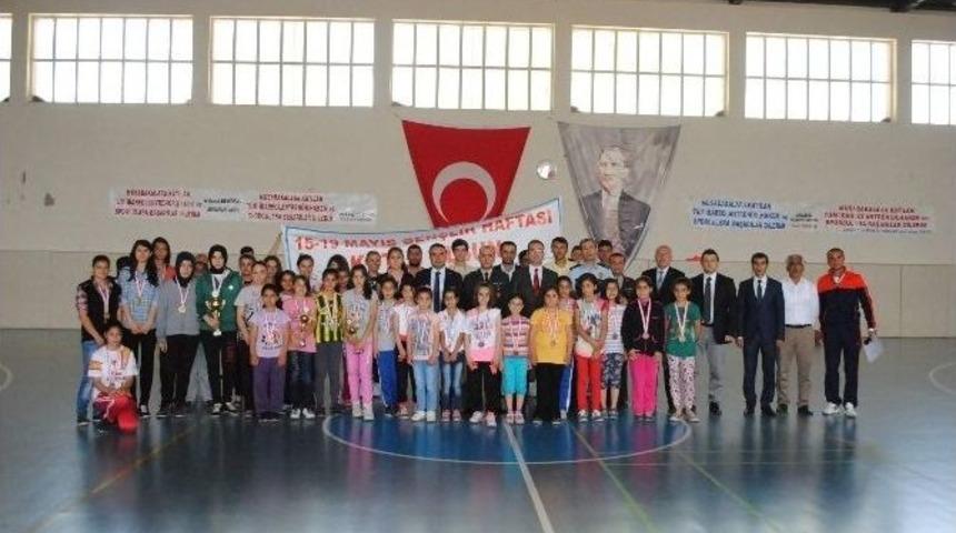 G&ouml;lbaşı&rsquo;nda 19 Mayıs Gen&ccedil;lik Bayramı Kutlandı