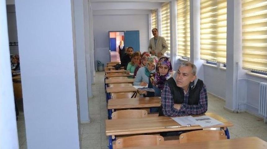 Veliler &lsquo;geleceğim İ&ccedil;in Okuyorum Projesi&rsquo; Kapsamında Sınava Girdi