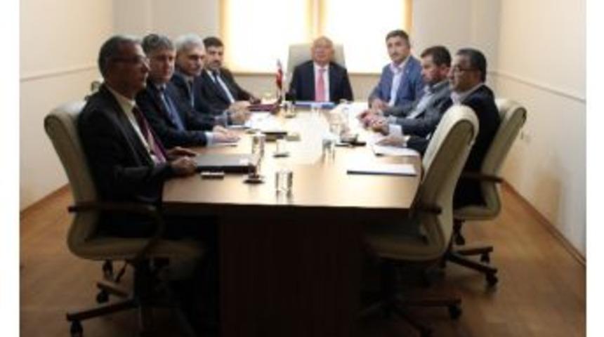 İl Enc&uuml;meni 6 Maddeyi Karara Bağladı