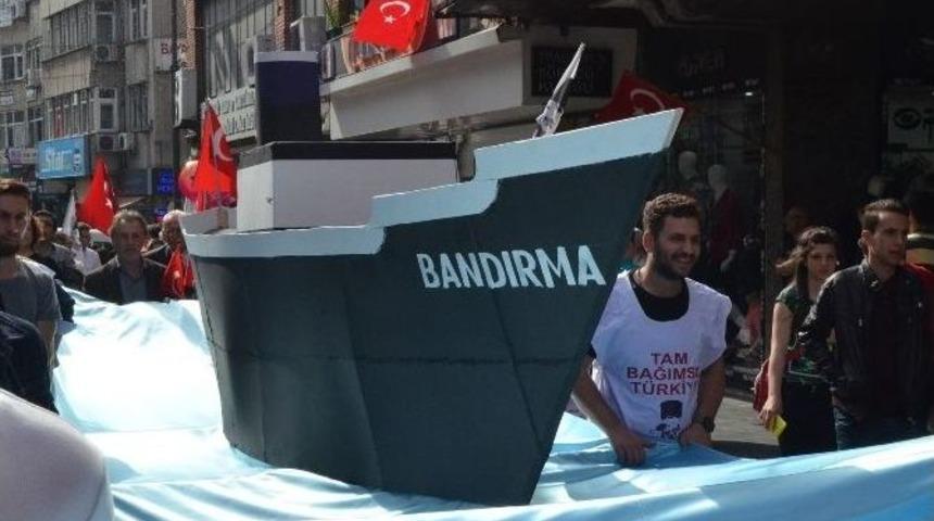Bandırma Vapurunu Karadan Y&uuml;r&uuml;tt&uuml;ler