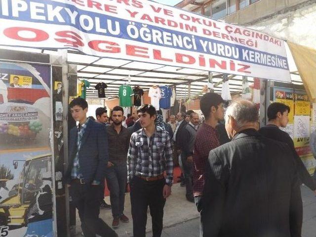 Öğrenciler Yararına Kermes