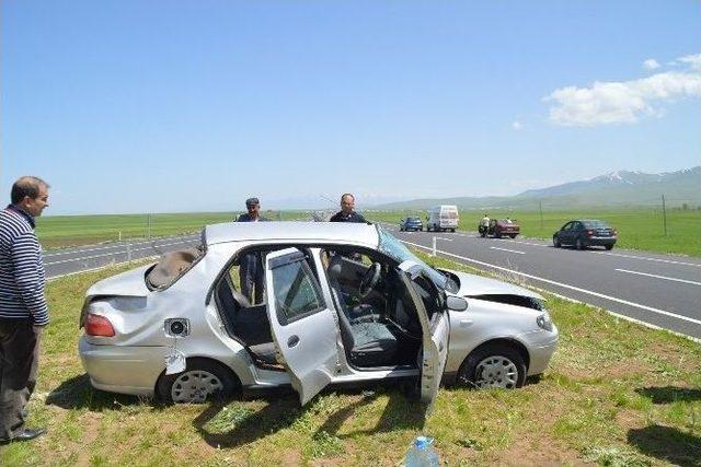 Eleşkirt’te Trafik Kazası: 6 Yaralı