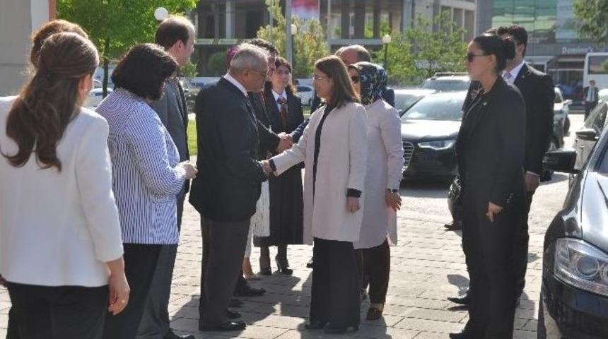 Aile Ve Sosyal Politikalar Bakanı İslam D&uuml;zce&rsquo;de