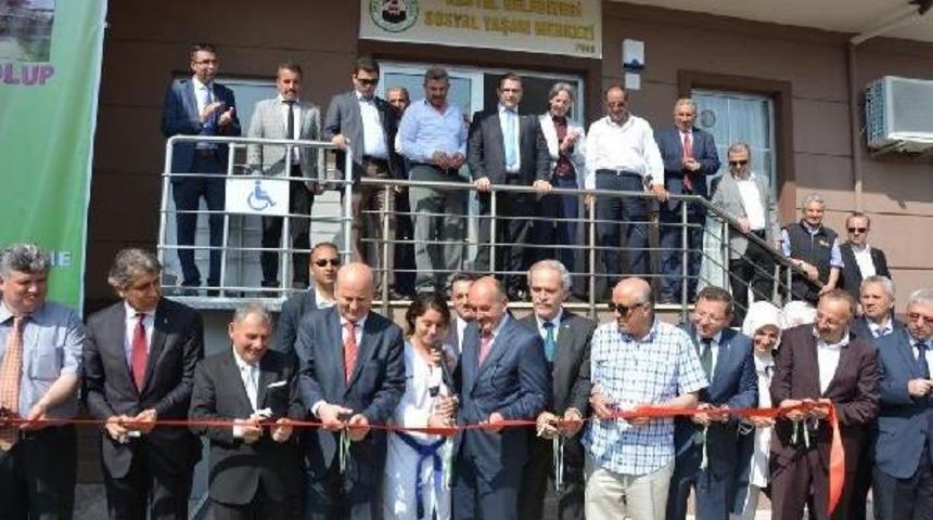 M&uuml;ezzinoğlu: Atat&uuml;rk'&uuml; Anmanın Yanı Sıra Anlamaya Da Ihtiya&ccedil; Var (2)