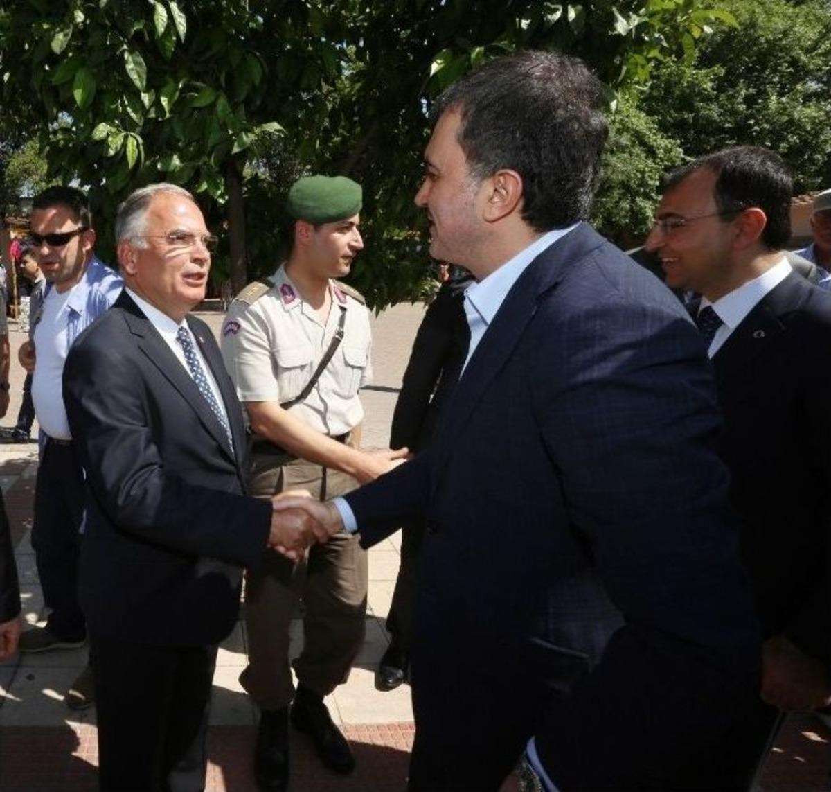 Bakan &Ccedil;elik, Yenilenen Efes M&uuml;zesi&rsquo;nin A&ccedil;ılışını Yaptı