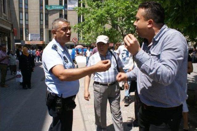 Chp'nin Seçim Standına Zabıtadan Tutanak