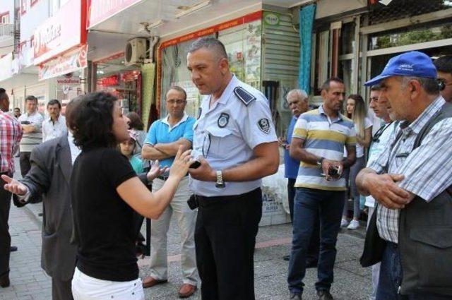 Chp'nin Seçim Standına Zabıtadan Tutanak