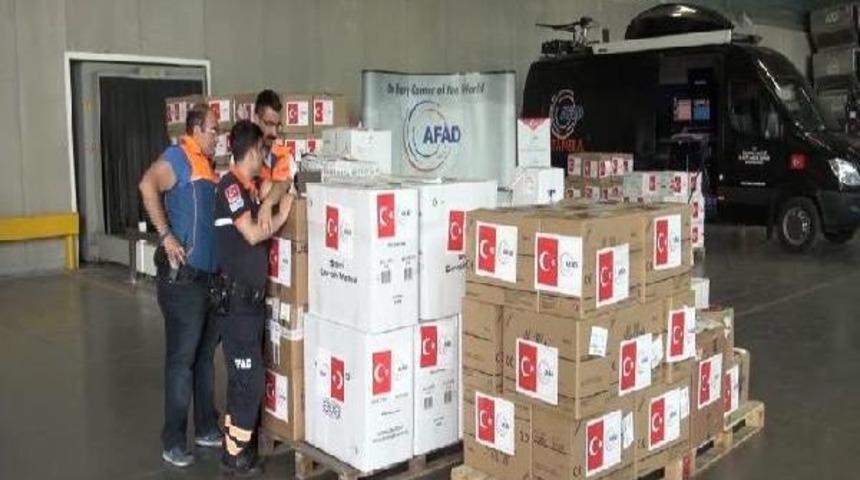 Afad'ın Nepal'e 4 Ton Yardım Malzemesi Yola &Ccedil;ıkarıldı