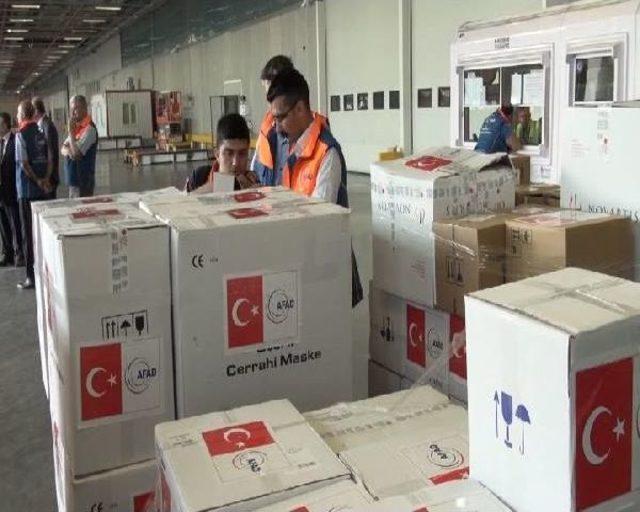 Afad'ın Nepal'e 4 Ton Yardım Malzemesi Yola Çıkarıldı