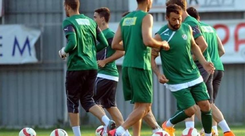 Cavit &Ccedil;ağlar'dan, Bursaspor'a Ziyaret