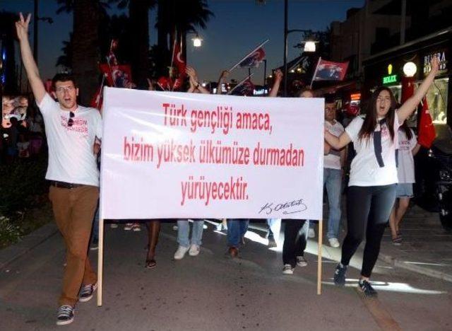 Bodrum da Fener Alayı Coşkusu 3