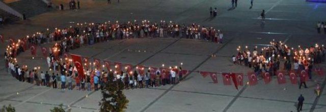 Karabük'te Ay Yıldız Koreografisi Oluşturuldu