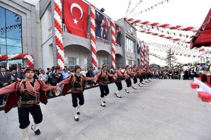 Seğmen Konak Ve Parkı’na Görkemli Açılış G1