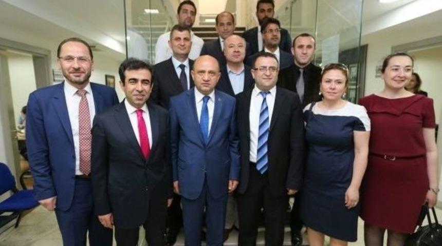 Fikri Işık: &ldquo;hukukun Yara Aldığı Bir &Uuml;lkenin Kendisini Toparlaması M&uuml;mk&uuml;n Değildir&rdquo;