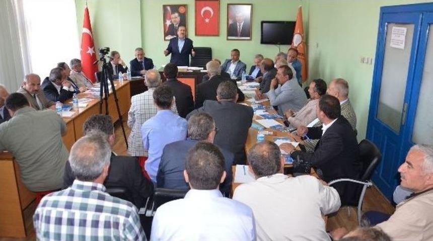 Başkan G&uuml;mr&uuml;k&ccedil;&uuml;oğlu, S&uuml;rmene&rsquo;de Mahalle Muhtarı İle Bir Araya Geldi