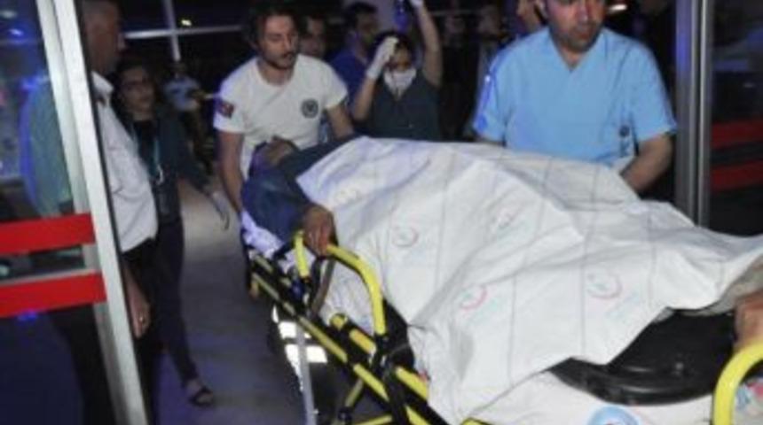 Yol Vermeme Kavgasında Bacağından Vuruldu