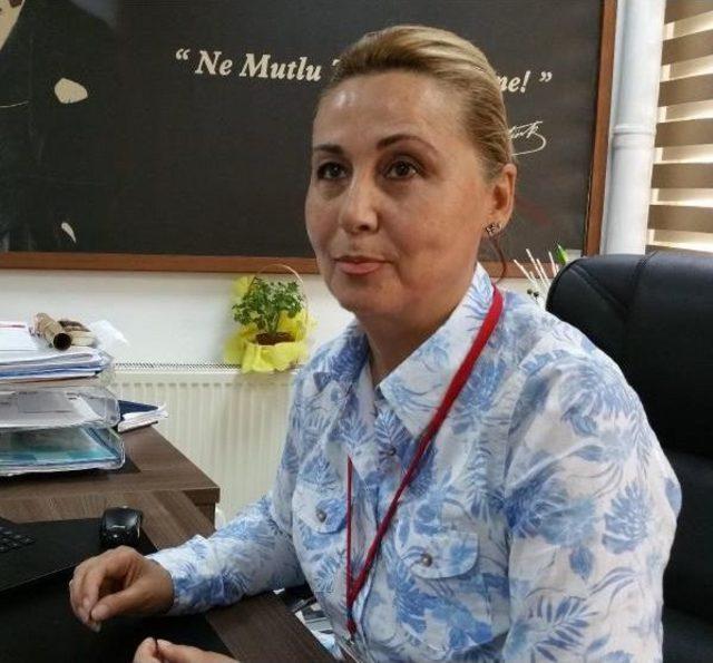 D&uuml;zce de  camide Siyasete  Tepki 3