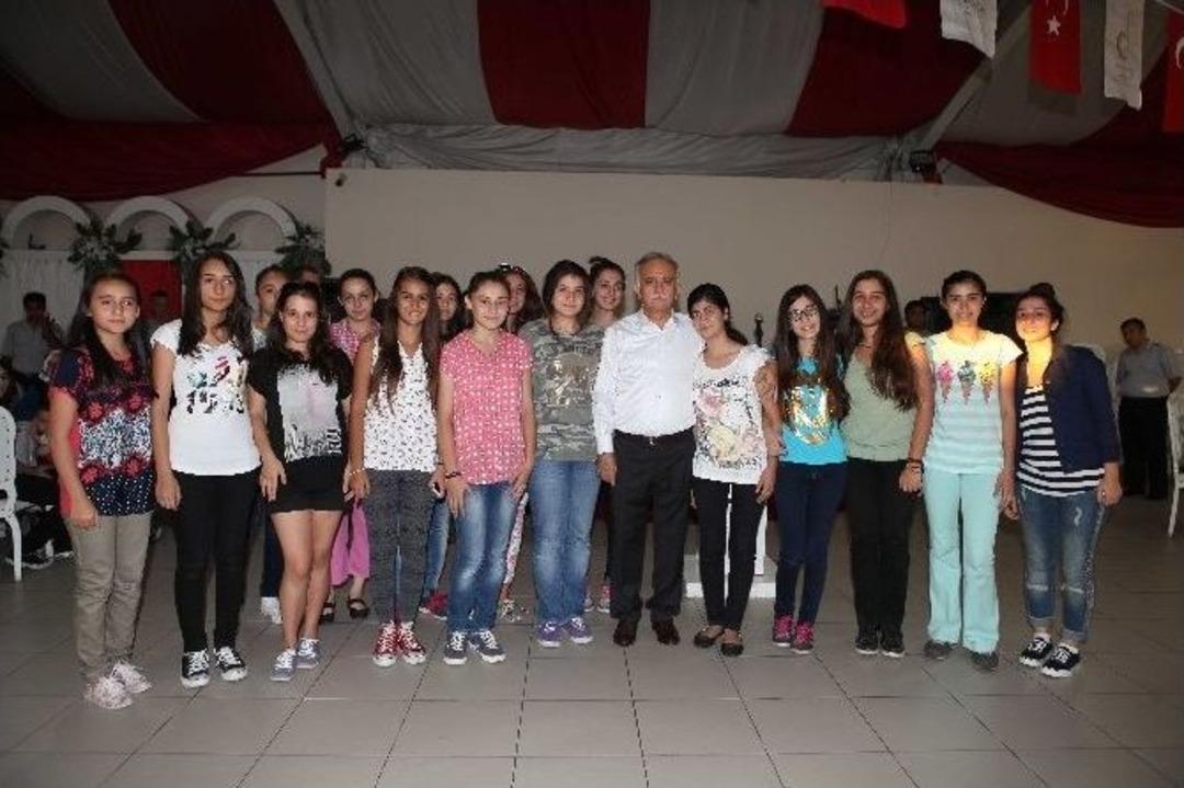 Baygem &Ouml;ğrencilerini Bekliyor