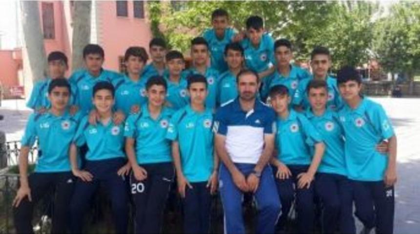 Namağlup Bitirdi Ama Gruptan &Ccedil;ıkamadı