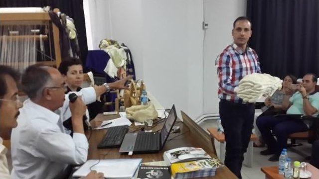 &Ouml;demiş&rsquo;te İpek B&ouml;cek&ccedil;iliği Paneli 1