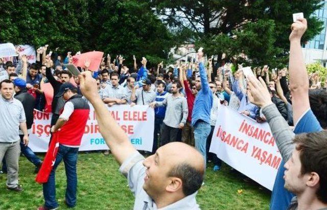 Ford Otosan Işçileri İzmit'te Protesto Gösterisi Yaptı