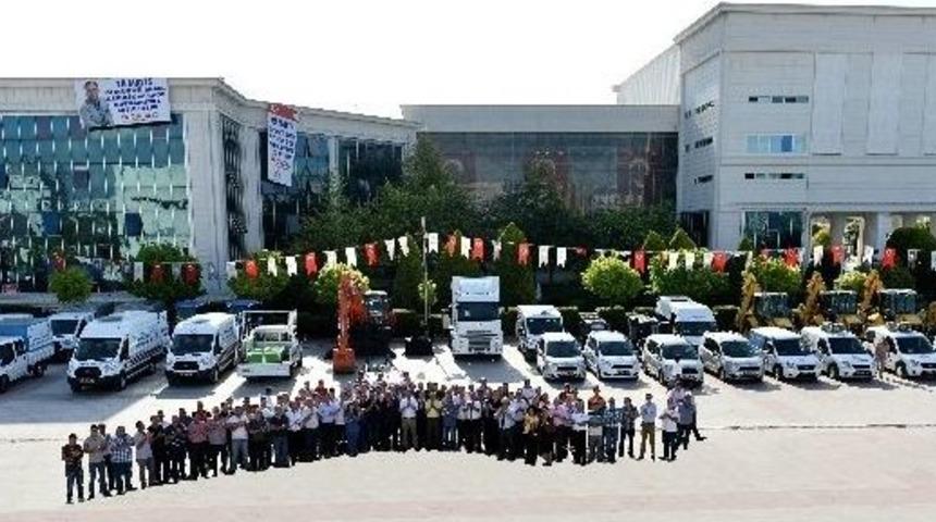 Muratpaşa&rsquo;ya Hizmet İ&ccedil;in 15 Milyon Liralık 85 Ara&ccedil;