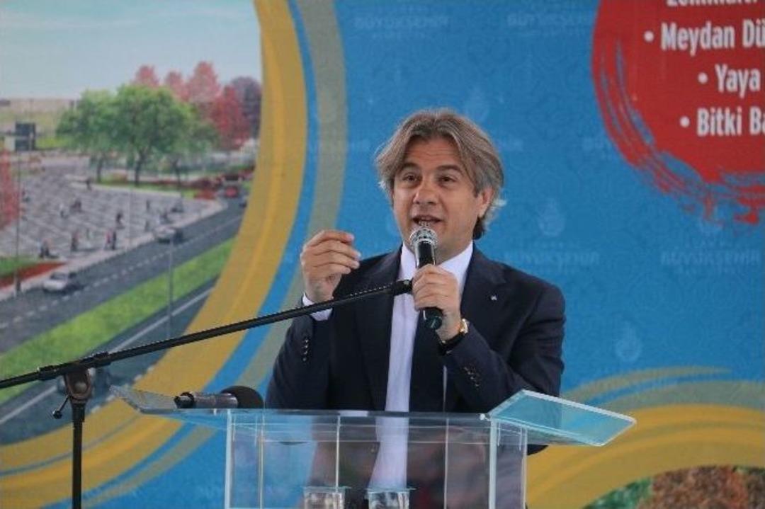 Kadir Topbaş&rsquo;tan Taksim Meydan D&uuml;zenlemesi M&uuml;jdesi