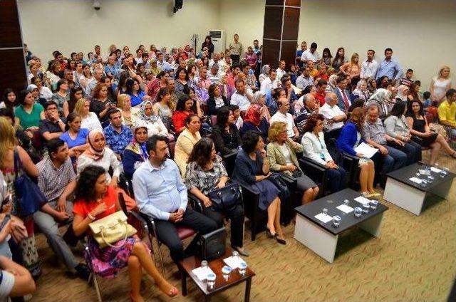 Adü Söke Sağlık Hizmetleri Meslek Yüksekokulu’nda Mezuniyet Sevinci