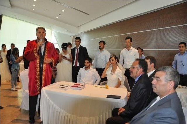 Mardin’de Toplu Nikah Töreni Yapıldı