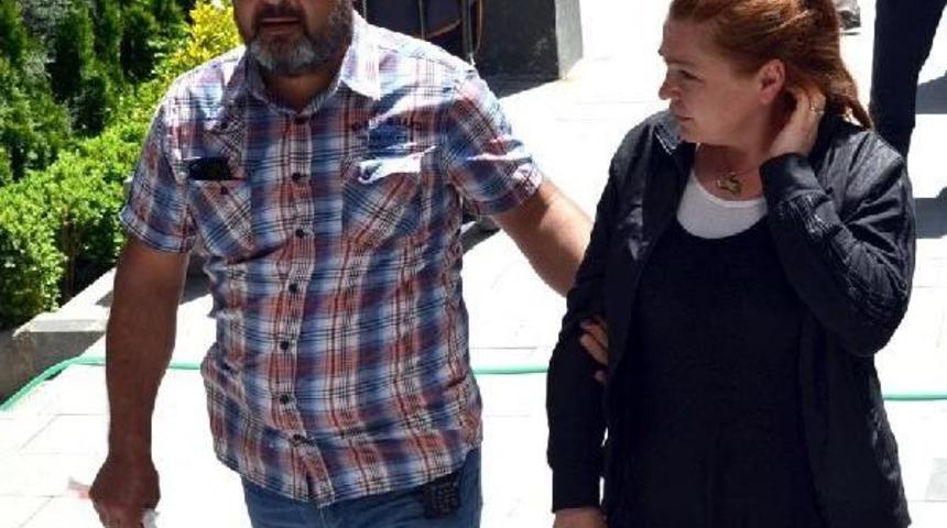 Kuyumculara Sahte Altın Satmaya &Ccedil;alışırken Yakalandılar