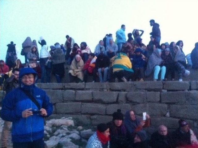 Nemrut, Turistleri Ağırlamaya Başladı