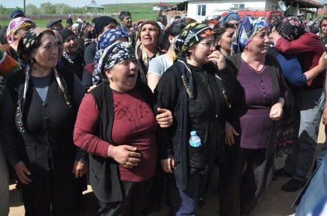 Cankurtaran Ailesi Tepkili: D&uuml;ped&uuml;z 5 Canımızı Katlettiler (2) 1