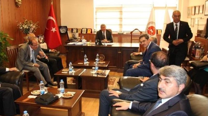 Adalet Bakanı Kenan İpek Elazığ&rsquo;da