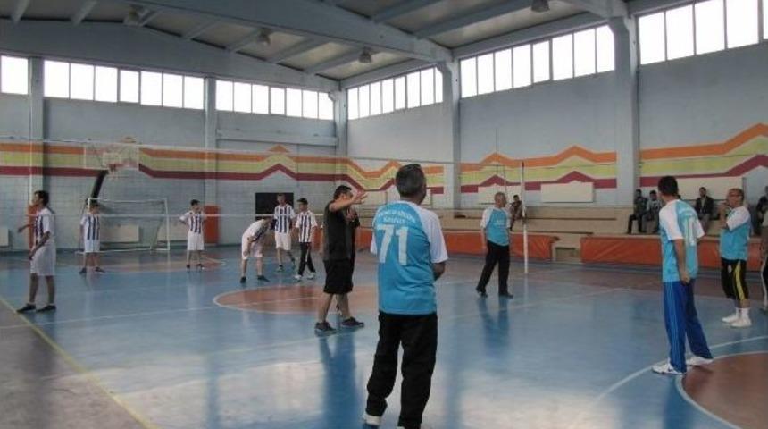 Hisarcık&rsquo;ta Voleybol Turnuvası