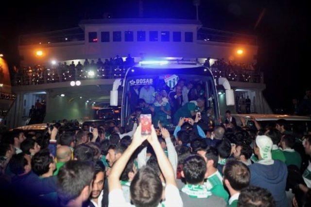 Bursaspor’A Yalova da Muhteşem Karşılama 2