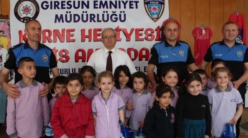 Giresun&rsquo;da Karne Hediyesi Polis Amcadan