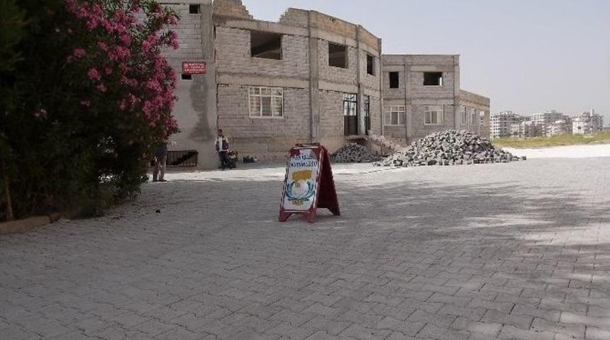 Haliliye Belediyesi İbadethanelerin Yollarını İyileştiriyor