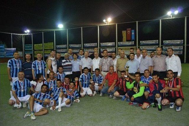 Kozan&rsquo;da "gelin Ma&ccedil; Yapalım Kazanan Dostluk Olsun!" Turnuvası Sona Erdi 1