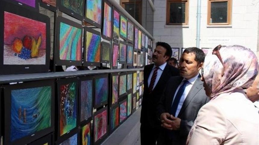 Fatih Projesi Kapsamında Tablet Dağıtıldı