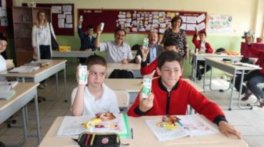 Tarım M&uuml;d&uuml;r&uuml; Abdulsetter Bayram:&rdquo;s&uuml;t İ&ccedil;in, S&uuml;t İ&ccedil;irin&rdquo;