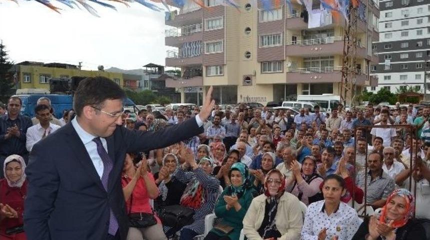 K&uuml;&ccedil;&uuml;kcan: &ldquo;milliyet&ccedil;ilik Lafla, Bayrak Sallamakla Olmaz&rdquo;