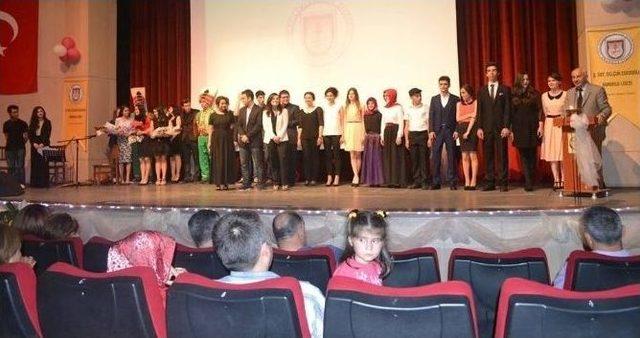Şehit &Uuml;steğmen Sel&ccedil;uk Esedoğlu Anadolu Lisesi Duygulu Final 1