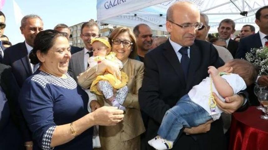 Bakan Şimşek: T&uuml;rkiye Sağlık Alanında &Ouml;nemli Mesafe Kat Etti