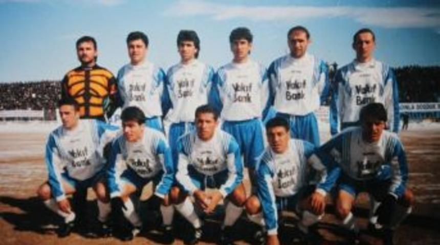 Erzurumspor&rsquo;un Efsanelerinden Tarihi Adım&hellip;