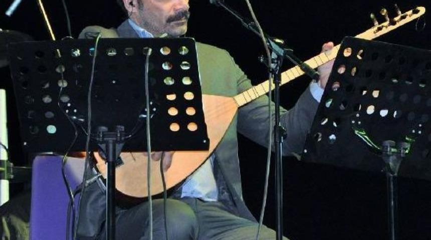 Işılak: T&uuml;rkiye'ye Kimse Insanlık Dersi Vermeye Kalkmasın