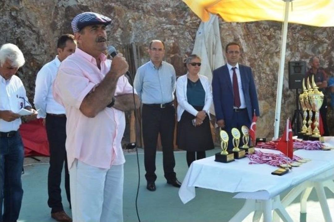 Dingi Sporcuları &Ouml;d&uuml;llerine Kavuştu